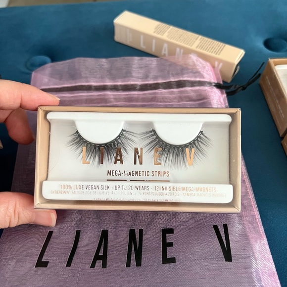 Set of 3 Liane V magnetic lashes and magnetic liquid eyeliner - Picture 6 of 8